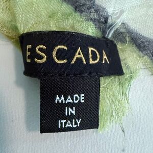 Escada scarf